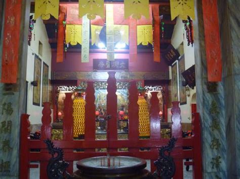 Templos de Wensheng: Um mergulho na história e na espiritualidade chinesa!