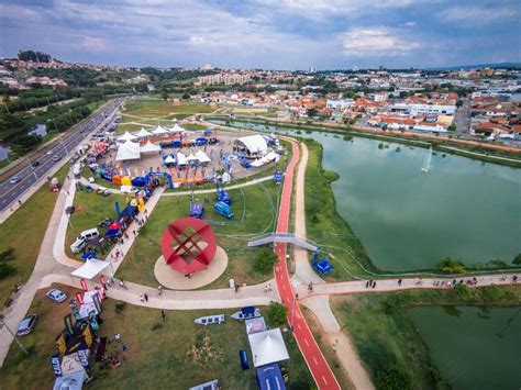 Parque das Águas! Uma Imersão Refrescante em Cultura e História no Coração de Campos do Jordão