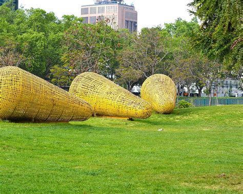 Parque de Esculturas de la Gente: Uma Jornada pela História e Arte!